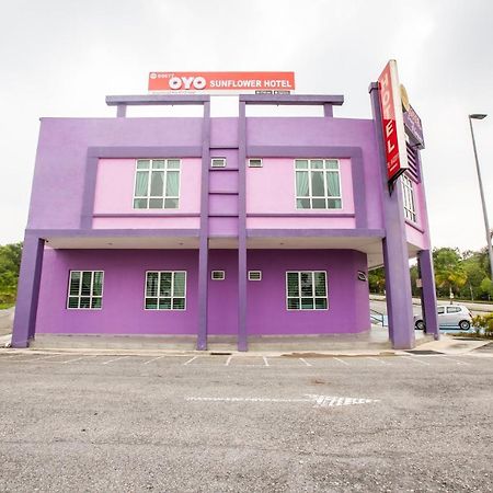 Oyo 89677 Sunflower Hotel Seremban Zewnętrze zdjęcie