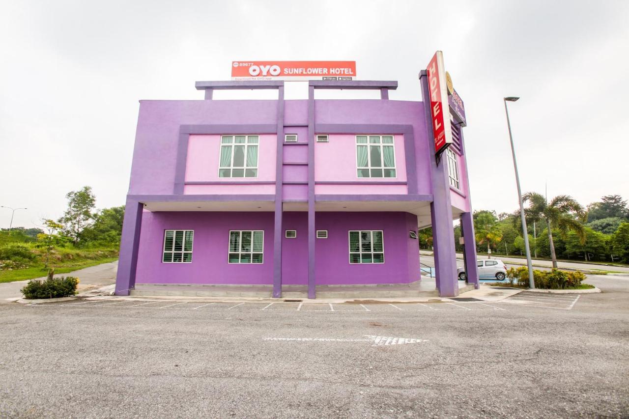 Oyo 89677 Sunflower Hotel Seremban Zewnętrze zdjęcie